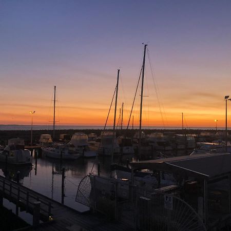 Вилла Fremantle Harbour Townhouse Экстерьер фото